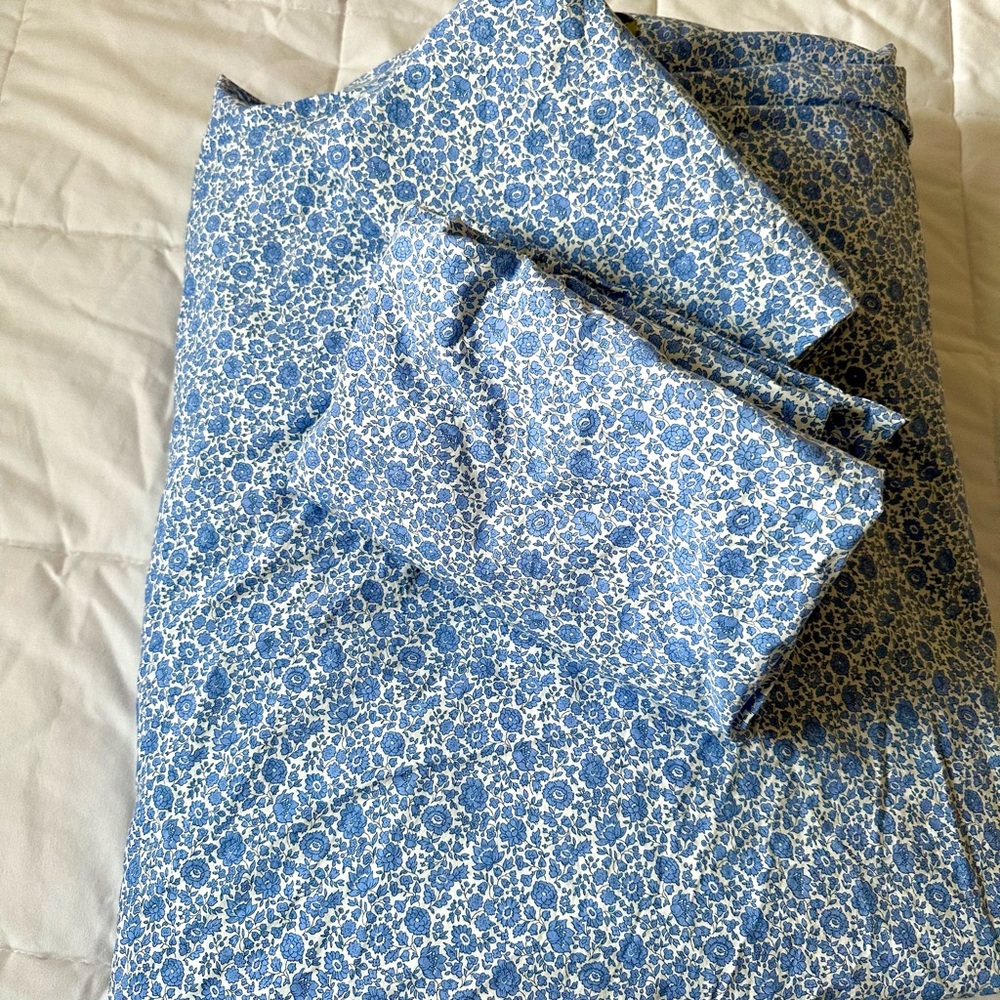 J. Crew Full/Queen duvet set in Liberty D'Anjo Coast fabric - Picture 3 of 5